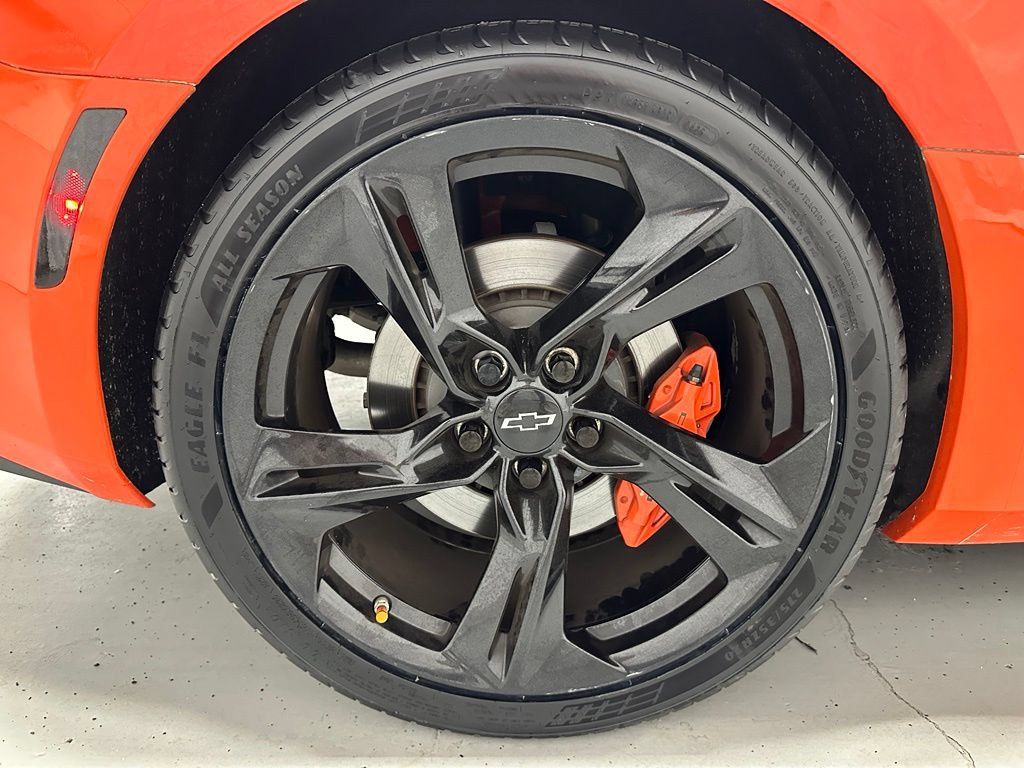Used 2021 Chevrolet Camaro SS RWD image 54