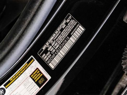 Used 2018 Mercedes-Benz C 300 Sedan image 51