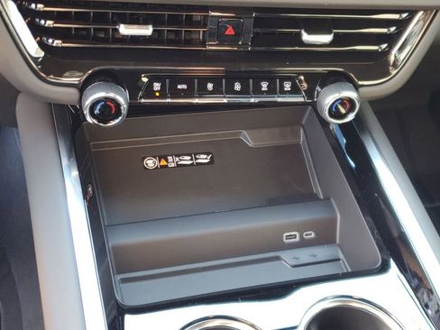 New 2026 Chevrolet Suburban LT w/ Comfort Package image 30