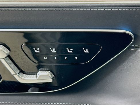 Used 2022 Mercedes-Benz SL 63 AMG 4MATIC image 22