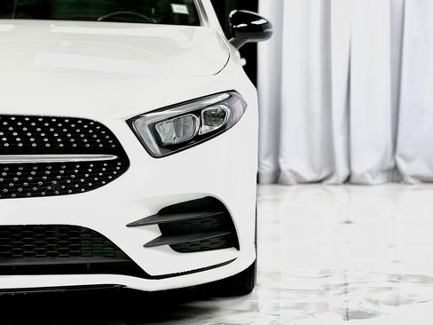 Used 2022 Mercedes-Benz A 220 4MATIC image 3