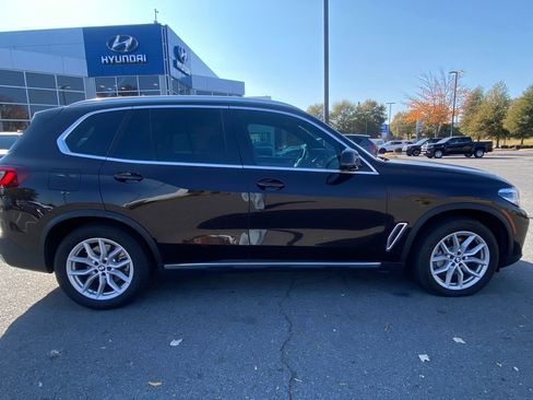 Used 2022 BMW X5 xDrive40i w/ Premium Package image 8