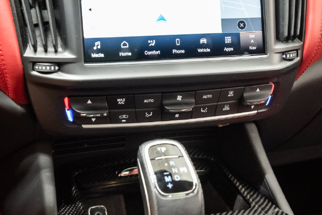 Used 2022 Maserati Levante Modena AWD/4WD image 20