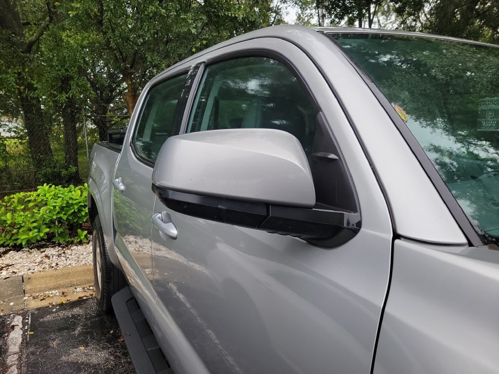 Used 2016 Toyota Tacoma SR w/ Towing Package AWD/4WD image 12