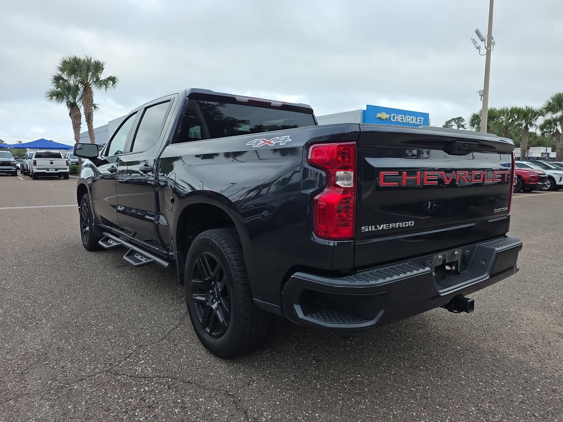 Used 2022 Chevrolet Silverado 1500 Custom AWD/4WD image 4