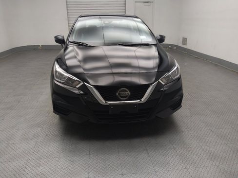 Used 2021 Nissan Versa SV FWD image 14