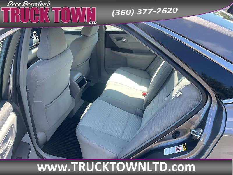 Used 2015 Toyota Camry LE FWD image 10
