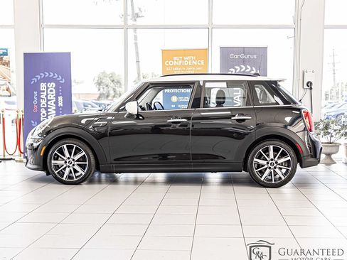 Used 2023 MINI Cooper S FWD image 6