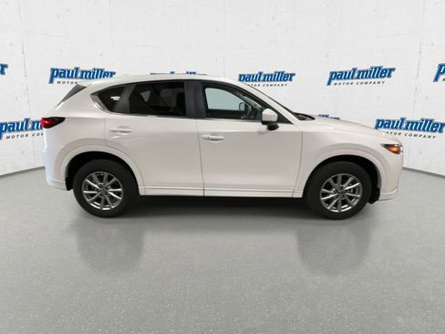 Used 2025 MAZDA CX-5 AWD 2.5 S w/ Preferred Package image 12