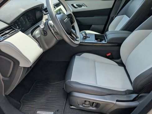 Certified 2025 Land Rover Range Rover Velar S image 25