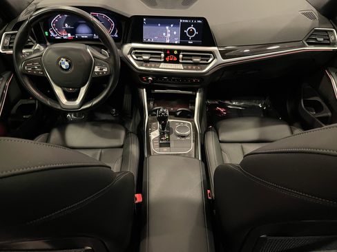 Certified 2022 BMW 330i xDrive Sedan w/ Premium Package 2 AWD/4WD image 16
