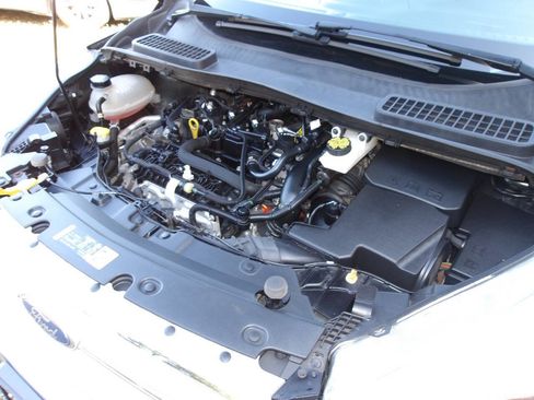 Used 2019 Ford Escape SE AWD/4WD image 29