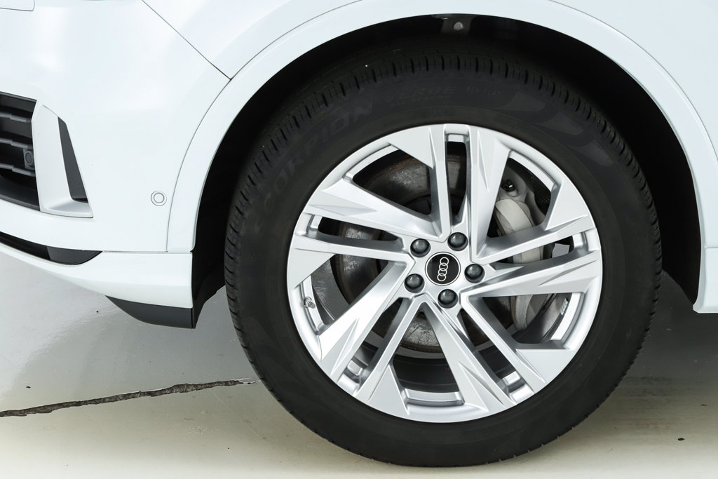 Used 2023 Audi Q7 3.0T Premium Plus AWD/4WD image 9