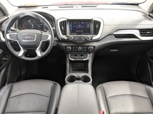 Used 2023 GMC Terrain SLT image 17