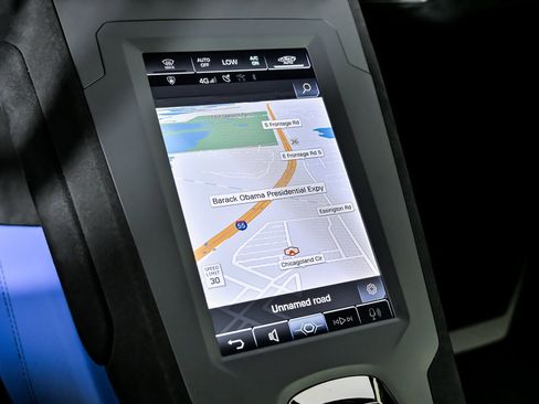 Used 2022 Lamborghini Huracan STO image 32