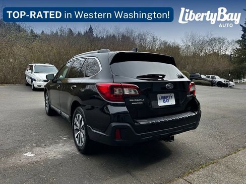 Used 2018 Subaru Outback 2.5i Touring image 10