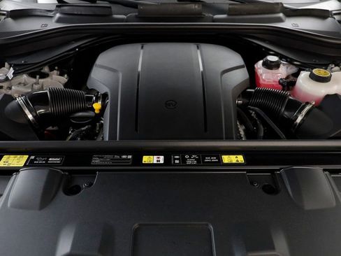 New 2026 Land Rover Range Rover SV image 28