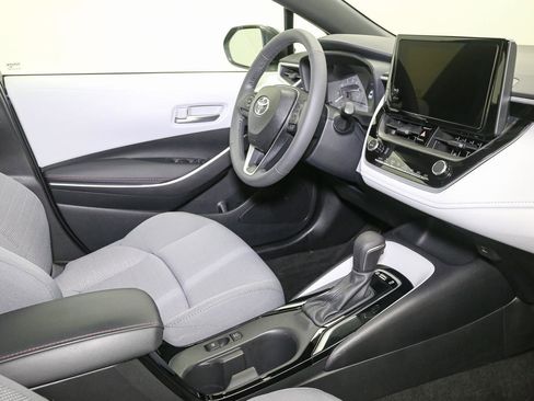 Used 2024 Toyota Corolla SE FWD image 17
