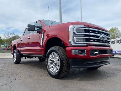 Used 2023 Ford F250 Platinum AWD/4WD image 37