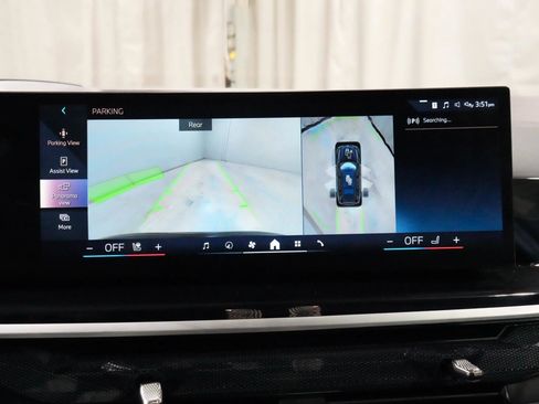 Used 2024 BMW X7 xDrive40i w/ Executive Package image 25