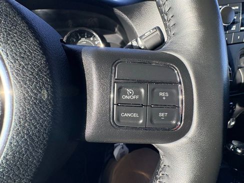 Used 2018 Jeep Wrangler Sport image 18
