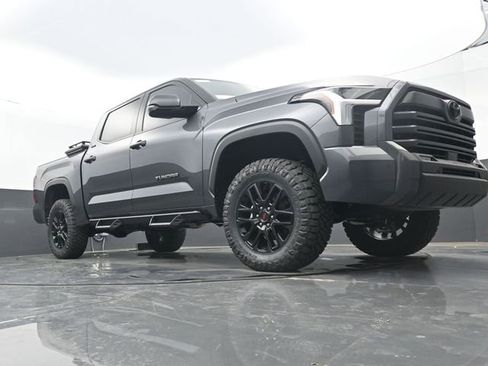 Used 2025 Toyota Tundra SR5 w/ SR5 Convenience Package AWD/4WD image 23