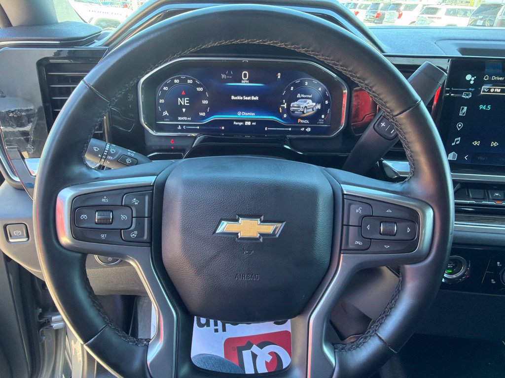 Used 2024 Chevrolet Silverado 1500 LT AWD/4WD image 24