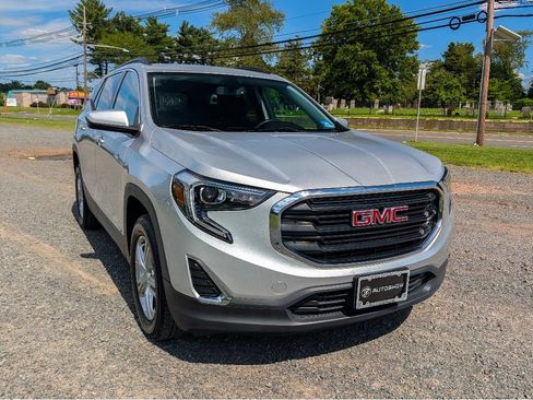Used 2019 GMC Terrain SLE w/ Driver Convenience Package AWD/4WD image 3