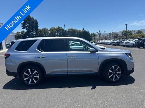Used 2023 Honda Pilot Touring image 8