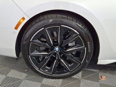 Used 2023 BMW 760i xDrive 760i xDrive image 12