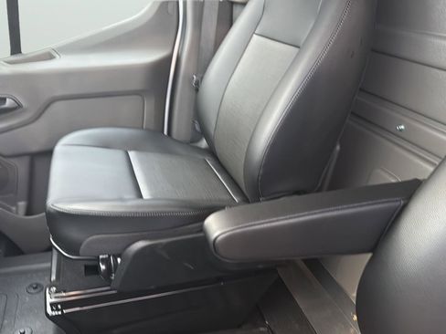 New 2025 Ford Transit 250 Low Roof w/ Load Area Protection Package image 60