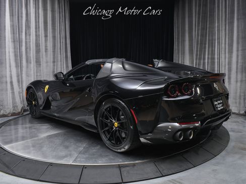 Used 2023 Ferrari 812 GTS RWD image 3