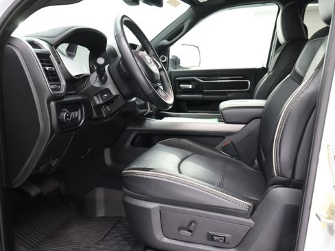 Used 2022 RAM 2500 Laramie AWD/4WD image 8