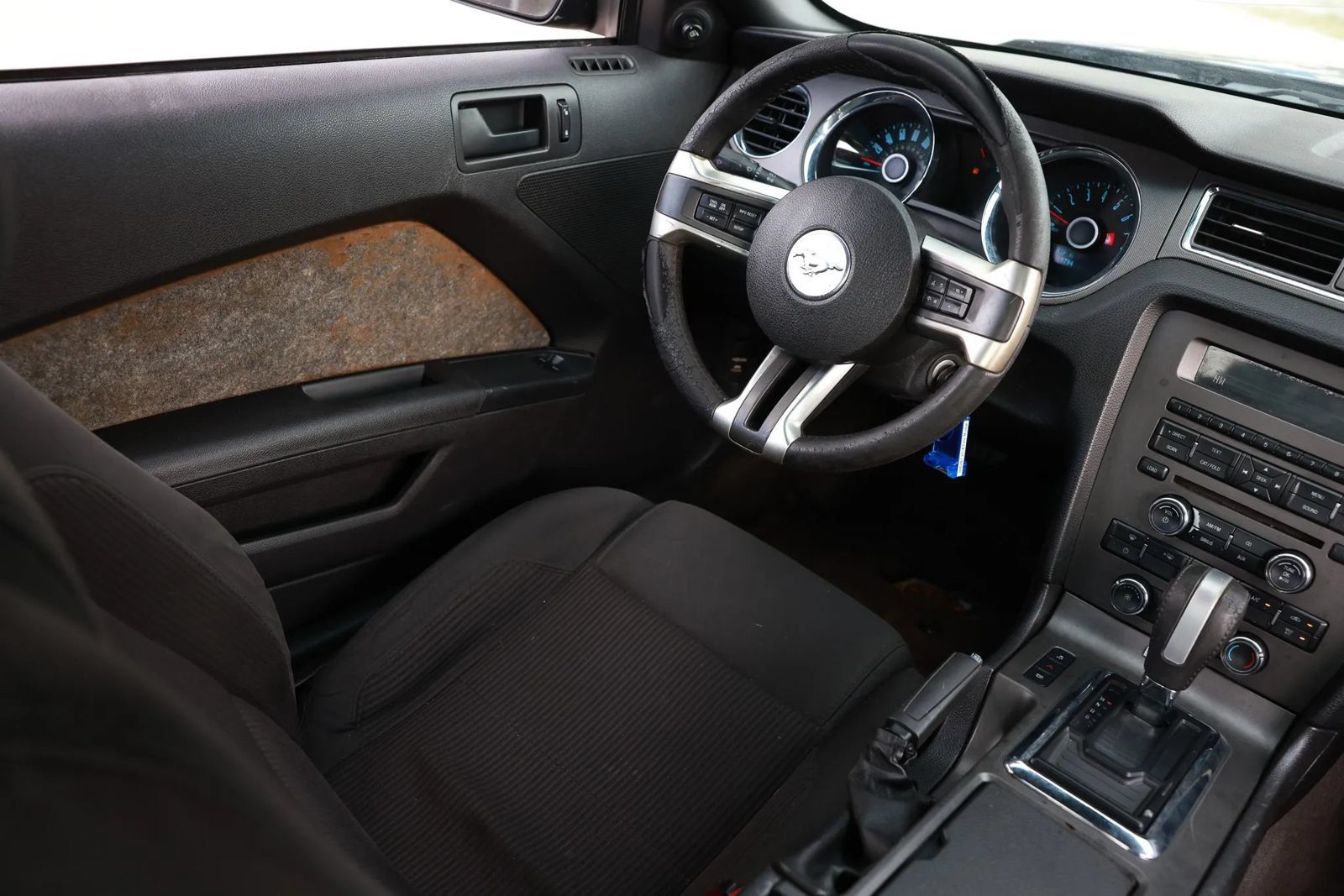 Used 2014 Ford Mustang Coupe w/ Equipment Group 102A RWD image 12