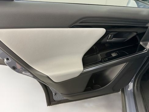 Used 2023 Subaru Solterra AWD image 27