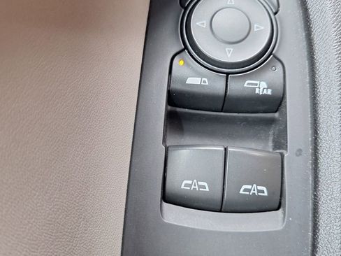 Used 2023 Chevrolet Camaro LT image 18