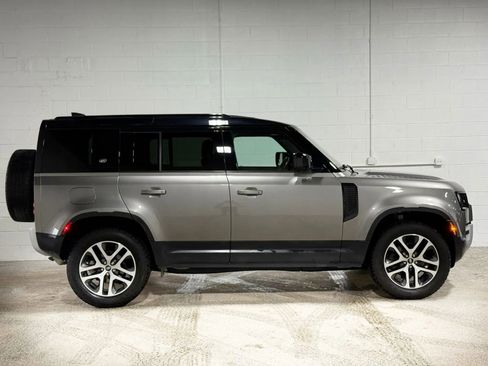 Used 2022 Land Rover Defender 110 S image 5