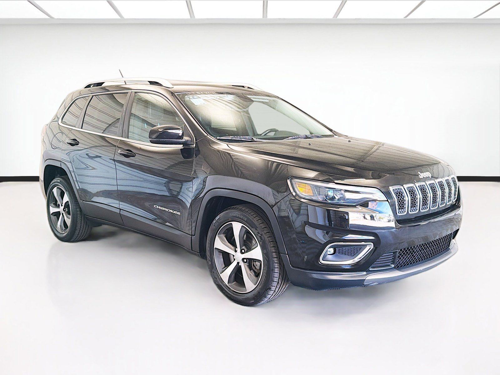 Used 2020 Jeep Cherokee Limited FWD image 3
