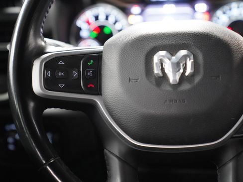 Used 2021 RAM 1500 Big Horn AWD/4WD image 18