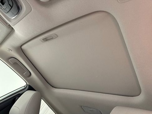 Certified 2023 Toyota Corolla Cross LE image 19