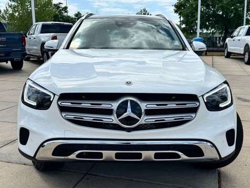 Used 2022 Mercedes-Benz GLC 300 image 2