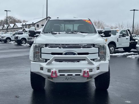 Used 2017 Ford F250 Lariat w/ FX4 Off-Road Package image 2