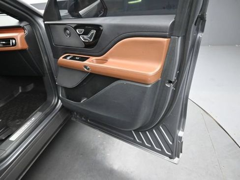 Used 2021 Lincoln Aviator Reserve w/ Equipment Group 208A AWD/4WD image 34