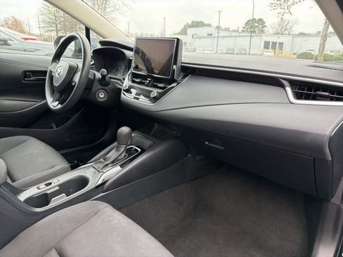 Used 2024 Toyota Corolla LE image 29