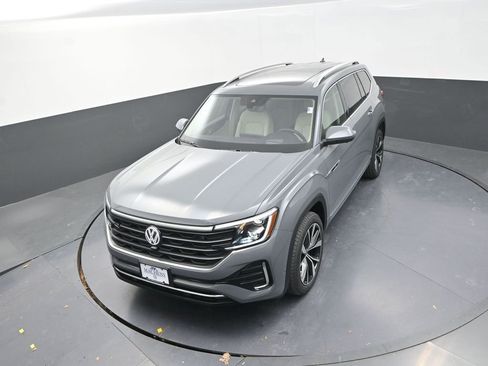 New 2026 Volkswagen Atlas SEL Premium R-Line AWD/4WD image 15