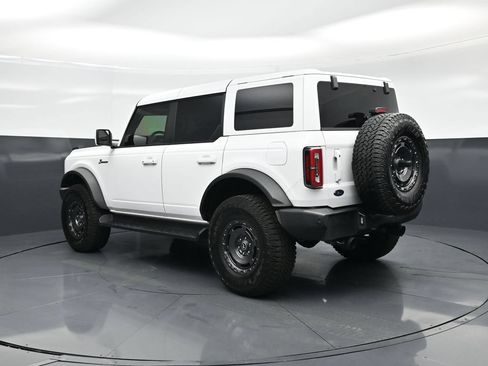 Used 2025 Ford Bronco Outer Banks w/ Sasquatch Package AWD/4WD image 7