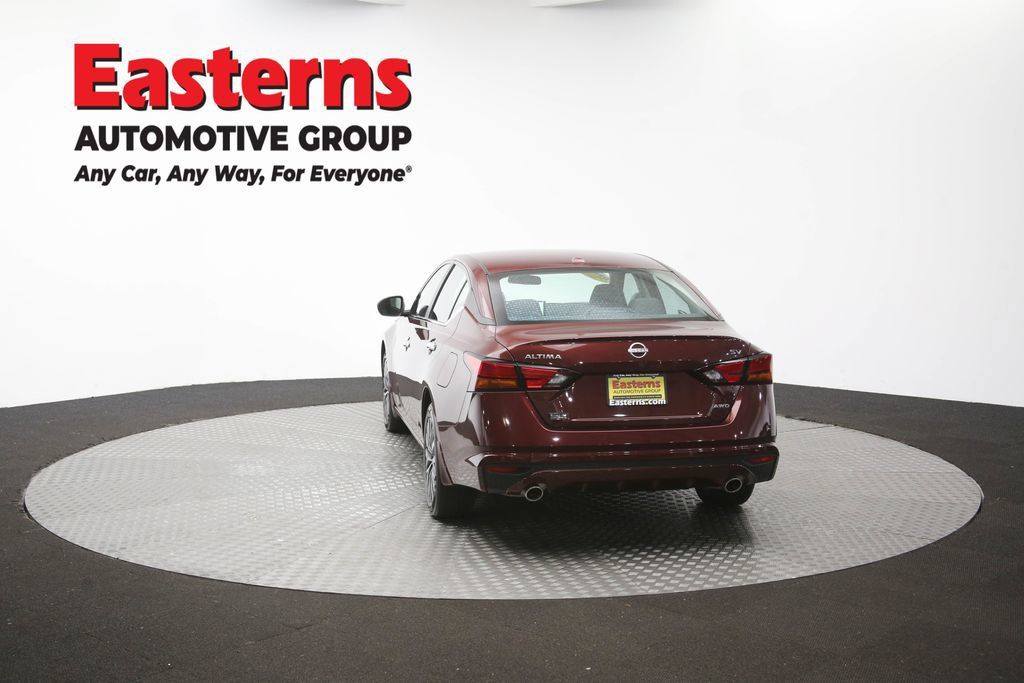 Used 2024 Nissan Altima 2.5 SV w/ SV Premium Package AWD/4WD image 38