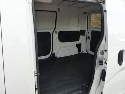 Used 2021 Nissan NV200 SV w/ Back Door Glass Package image 30