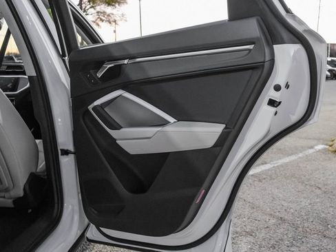 Used 2021 Audi Q3 2.0T Premium w/ Convenience Package image 49