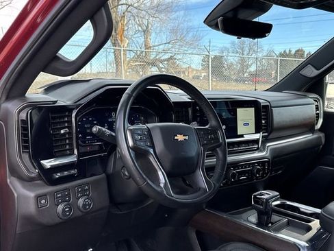 Used 2024 Chevrolet Silverado 1500 High Country w/ High Country Premium Package image 20